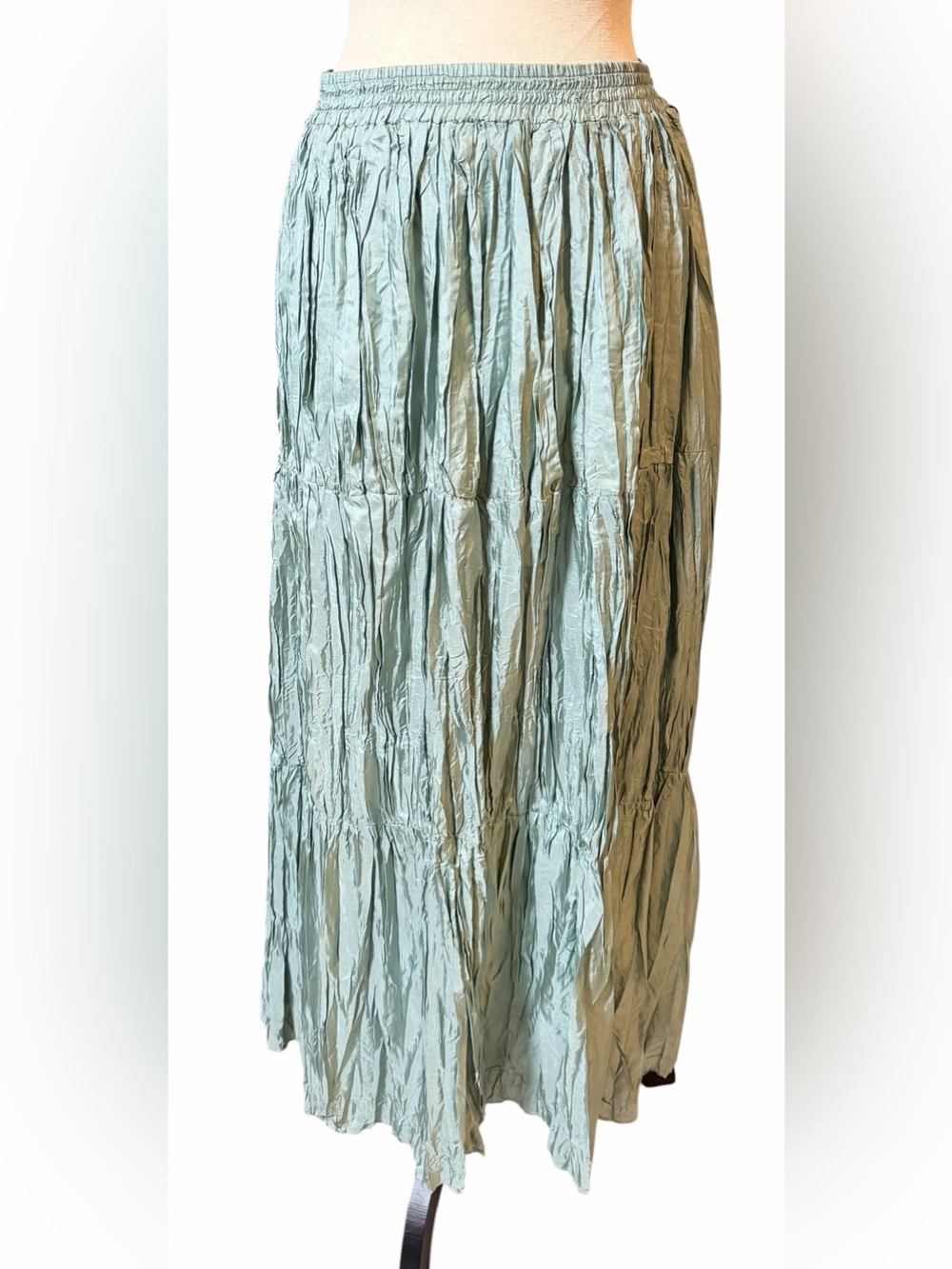 Soji 100% Silk Crinkled Tiered Midi Skirt - Sage Mint Green - Size Large - Picture 2 of 11